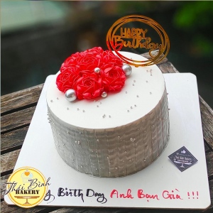 bánh kem bắt hoa hồng đỏ tặng sinh nhật