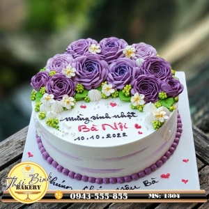 Bánh kem hoa hồng tím đẹp mừng sinh nhật Bà Nội