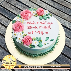 Bánh kem bắt hoa hồng & hoa nhí mừng sinh nhật mẹ yêu