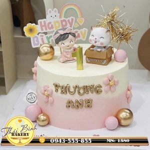 Bánh kem cô bé mèo ngồi ổ mừng sinh nhật bé MIu 1 tuổi