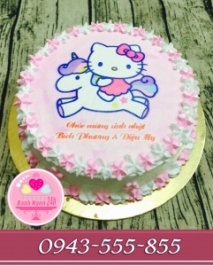 Bánh kem hello kitty cưỡi ngựa