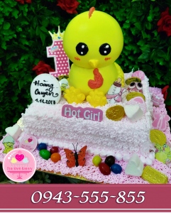 bánh kem sinh nhật tặng bé tuổi gà