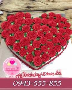 Bánh trái tim bắt hoa hồng tặng vợ