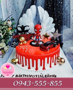 bánh người nhện dành tặng bé trai