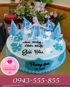 bánh in ảnh công chúa elsa đang ném tuyết