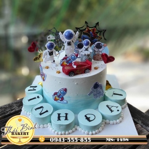 Bánh kem phi hành gia vũ trụ không gian