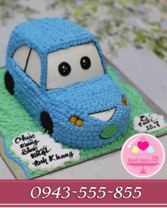 bánh ô tô mầu xanh da trời tặng bé trai