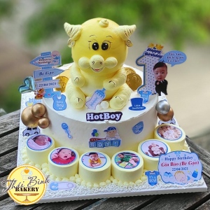 Bánh kem tạo hình trâu vàng 3D tặng bé Gia Bảo