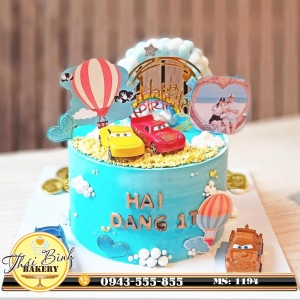 Bánh kem ô tô mô hình in ảnh gia đình tặng con Hải Đăng 1 tuổi