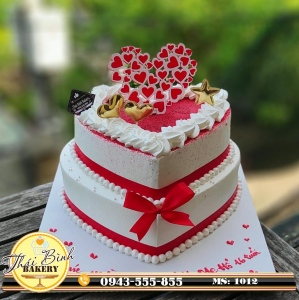 Bánh tim 2 tầng redves đơn giản tặng mẹ Hổ 16 Tuổi