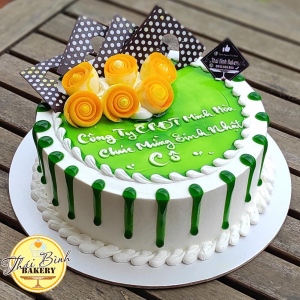 Bánh kem hoa sô đơn giản tặng gia đình