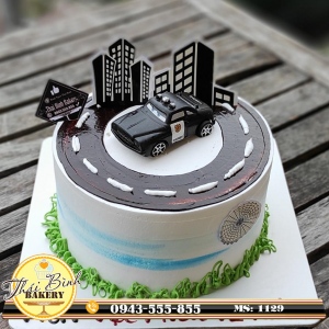 Bánh kem ô tô lâu đài đơn giản tặng con yêu