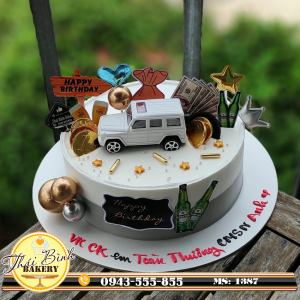 Bánh kem ô tô mazda trắng dolla heneiken tặng anh