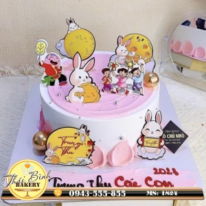 Bánh kem thỏ trắng ôm bánh nướng