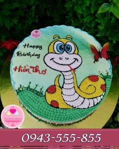 bánh kem sinh nhật tặng bé tuổi rắn