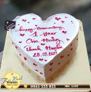 Bánh tim kỉ niệm 1 năm yêu nhau Gia Hưng <3 Thanh Huyền